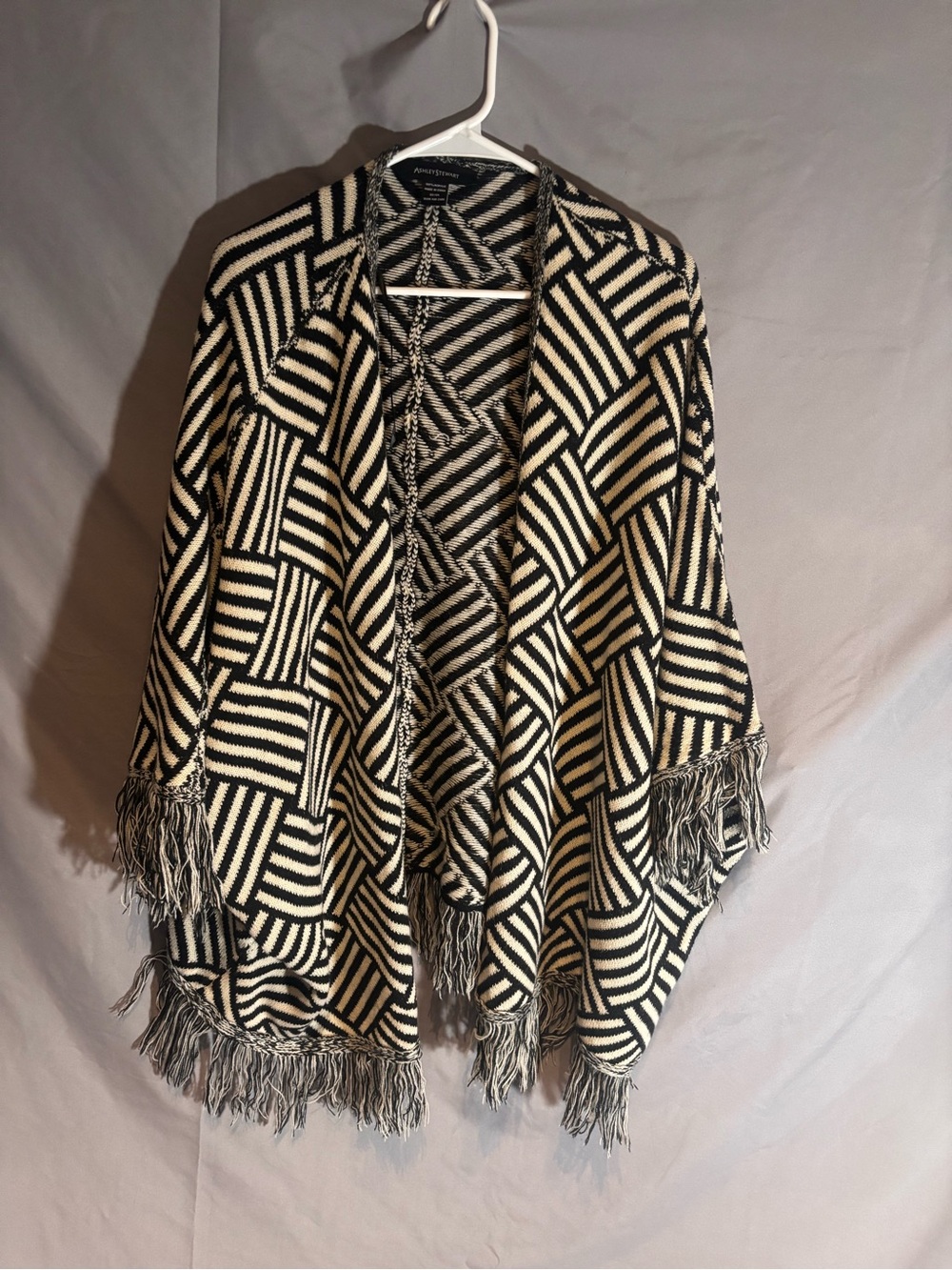 Ashley Stewart 22/24 Black Cream Geometric Fringe Open Front Cardigan NWOT